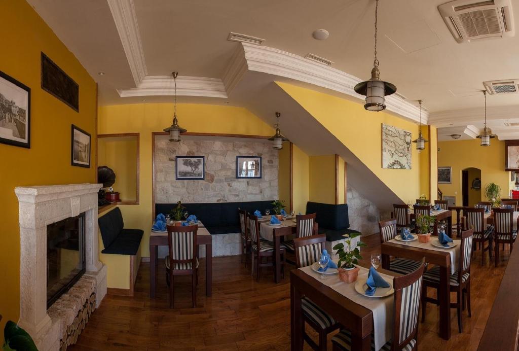 Heritage Boutique Hotel Adriatic-Adults Only โอเรบิก ภายนอก รูปภาพ